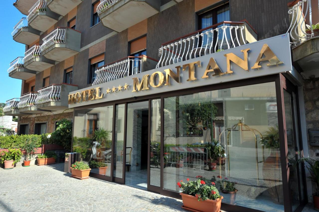 Hotel Montana SantʼAgata sui Due Golfi Екстериор снимка